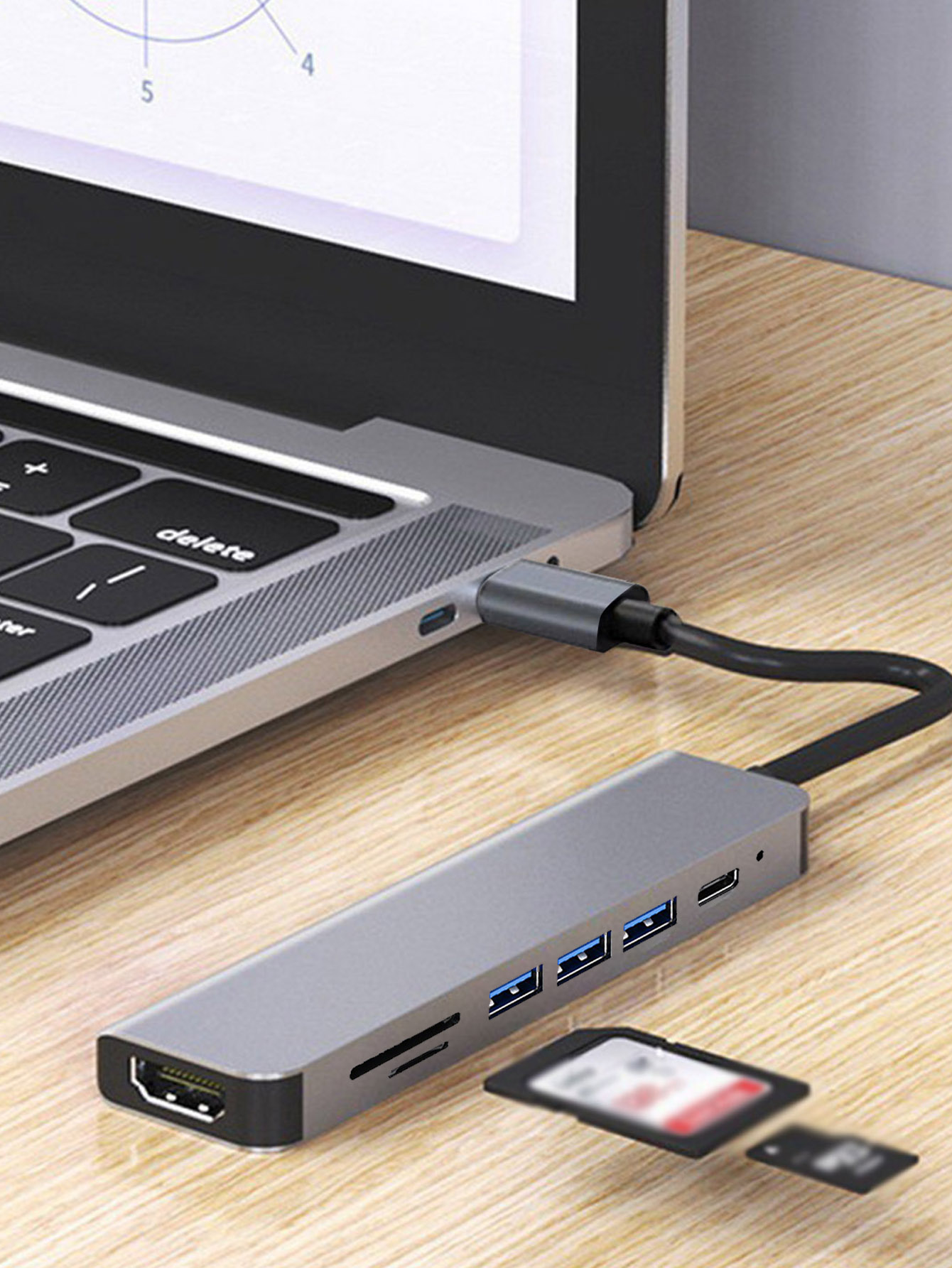 Usb Hub 7 Port - Hub USB 7-in-1 Transfrontaliero con Interfaccia
