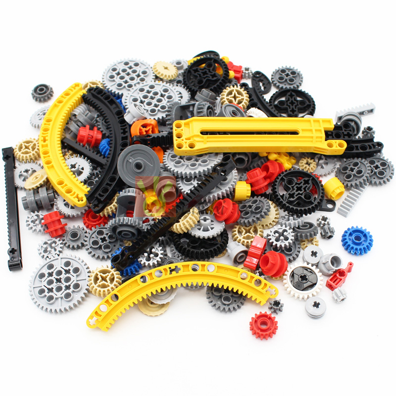 213 pezzi di tecnologia MOC me - Tech Gear Accessories recensione e prezzo