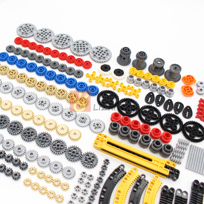 213 pezzi di tecnologia MOC me - Tech Gear Accessories recensione e prezzo