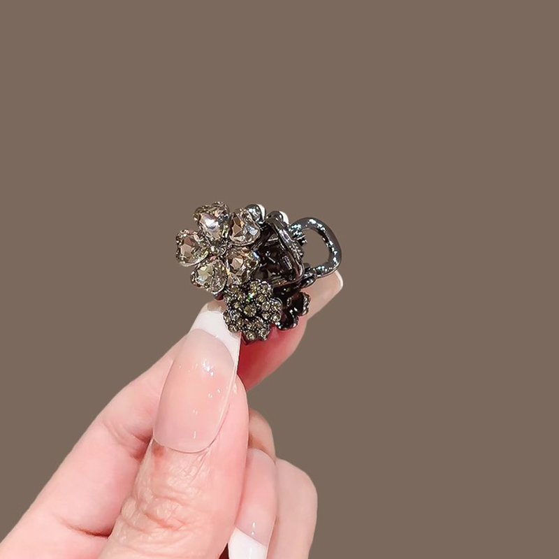 Squisito fiore di strass Picco - Hi Tech Accessories recensione e prezzo